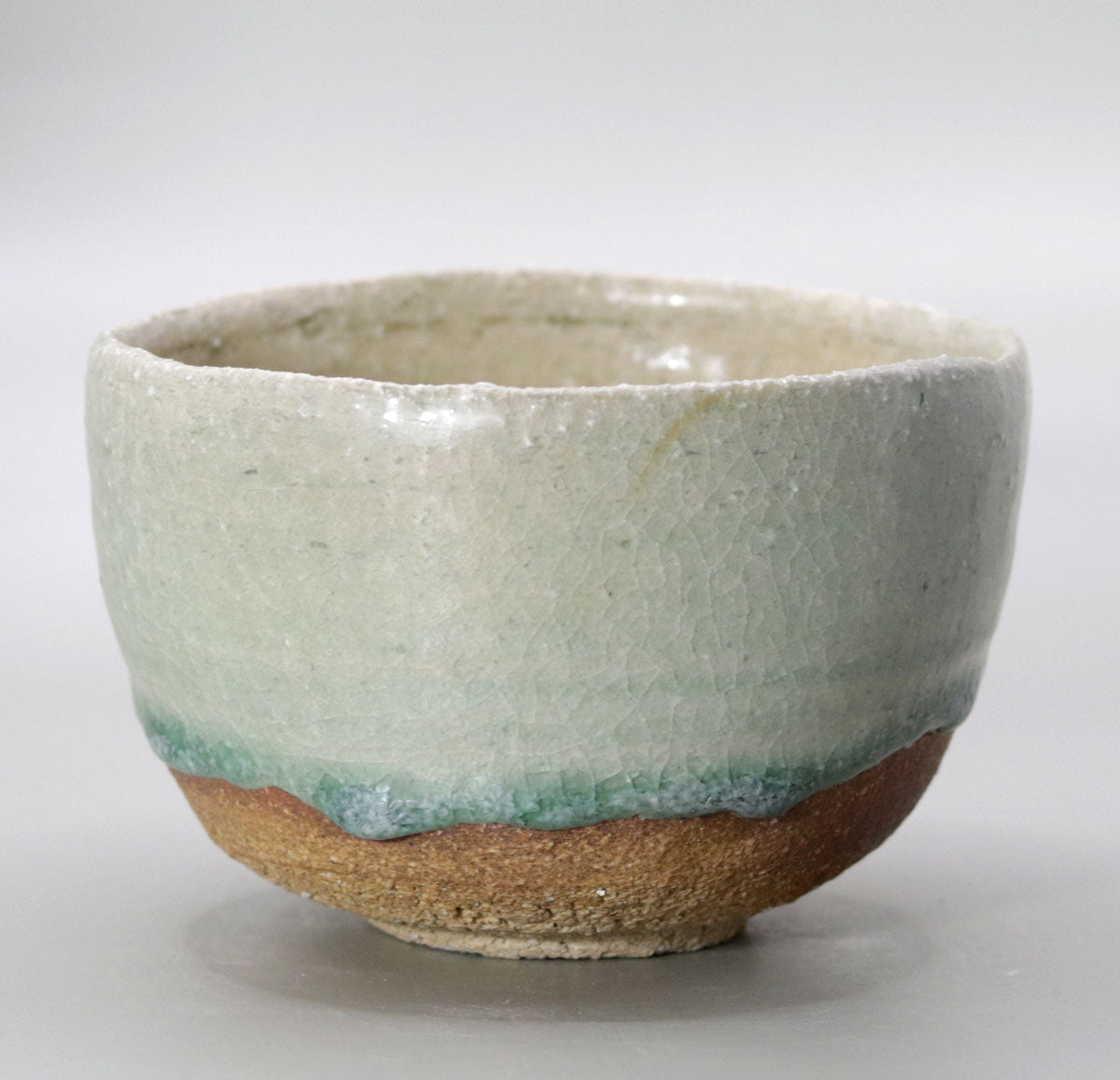 Japanese matcha tea bowl by Shin Fujihira