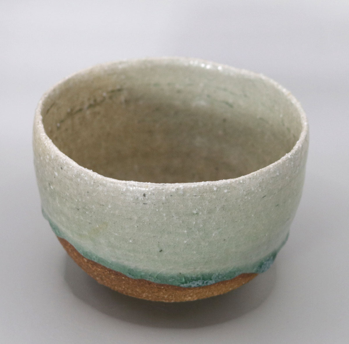 Japanese matcha tea bowl by Shin Fujihira