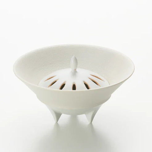 白磁香器　松川和弘