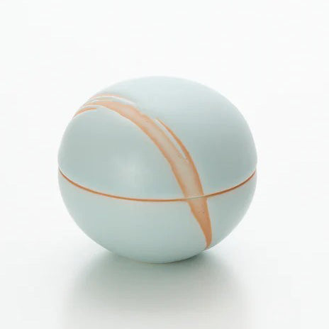 青白磁緋流丸合子  松川和弘