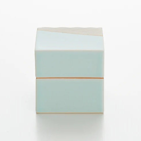 青白磁陶筥　松川和弘