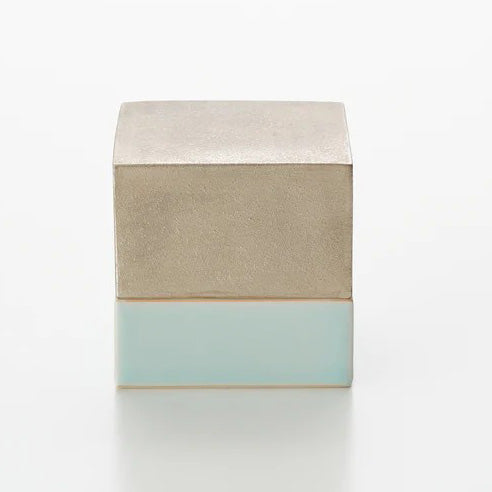 青白磁銀彩陶筥　松川和弘