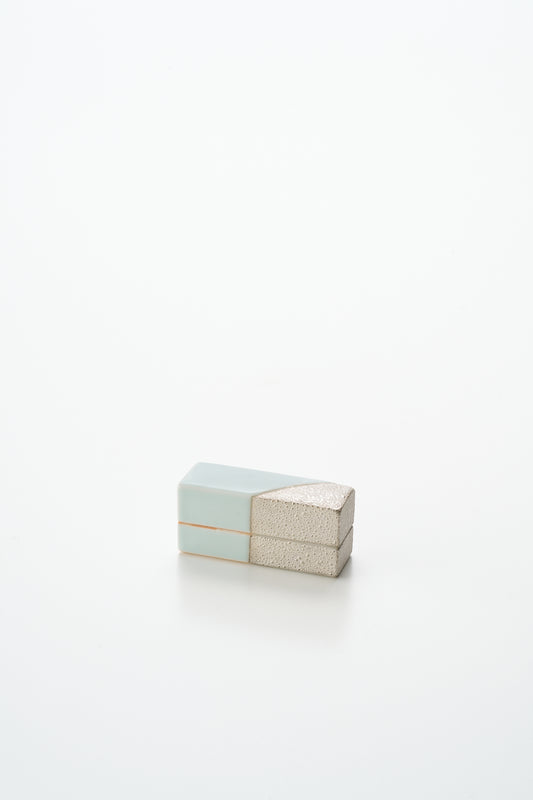 青白磁銀彩陶筥　松川和弘