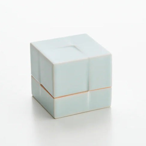 青白磁陶筥　松川和弘