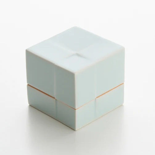 青白磁陶筥　松川和弘