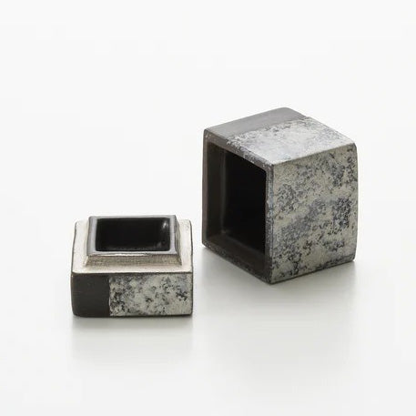 白黒陶筥  松川和弘